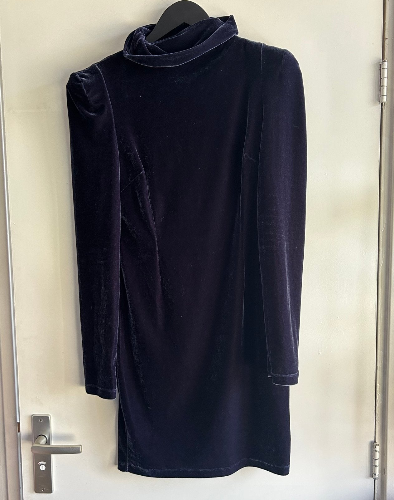 Guess blauwe fluwelen jurk, maat M, Kleding | Dames, Maat 38/40 (M), Blauw, Nieuw, Ophalen of Verzenden