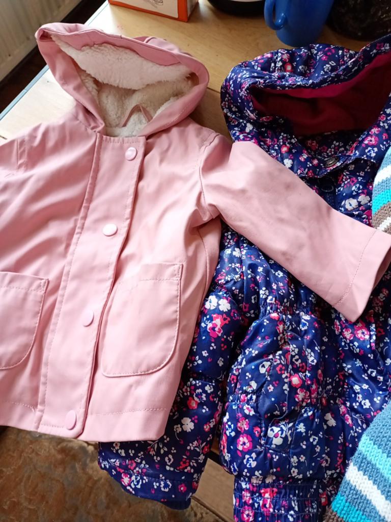 1€ voor een kinderjas!!  mt 68/74, Kinderen en Baby's, Ophalen, Gebruikt, Maat 68