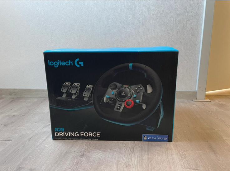 Logitech G29 Driving Force racestuur met pedalen, Racestuur, Force feedback, Ophalen of Verzenden, Zo goed als nieuw