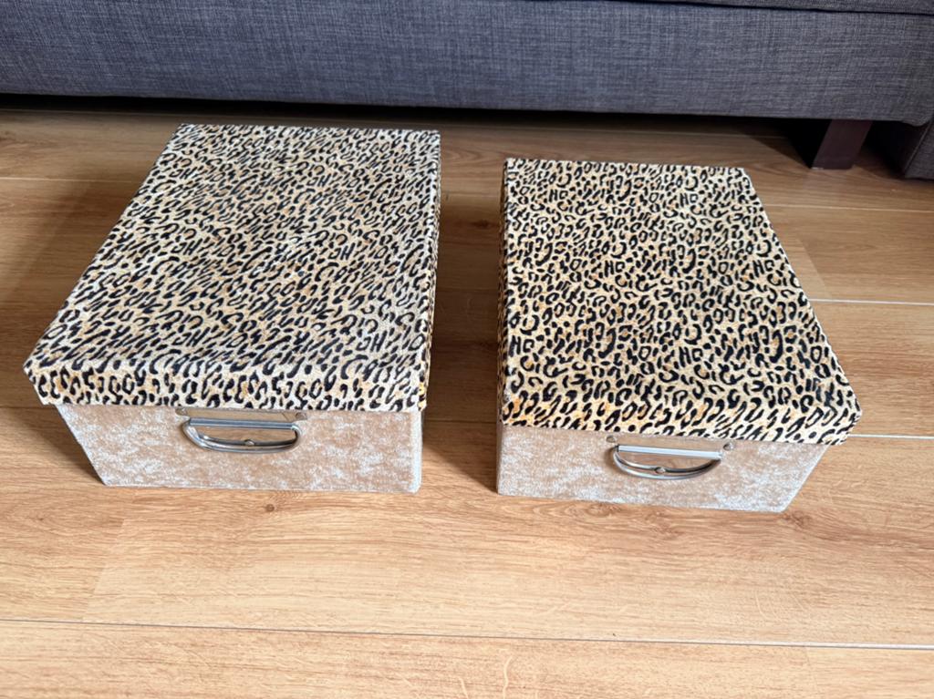 *2 opbergdozen luipaardprint*, Huis en Inrichting, Woonaccessoires | Overige, Ophalen of Verzenden, Zo goed als nieuw