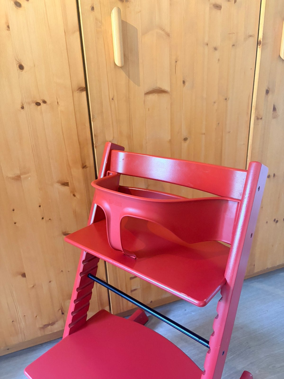 Stokke Tripp Trapp baby set terracotta rood, Kinderen en Baby's, Kinderstoelen, Ophalen of Verzenden, Zo goed als nieuw, Meegroeistoel