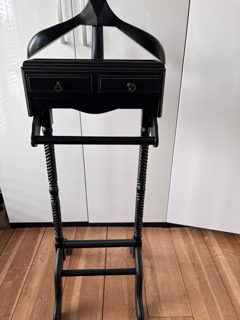 Dressboy/ kapstok, Ophalen, 100 tot 150 cm, Zo goed als nieuw, Staande kapstok