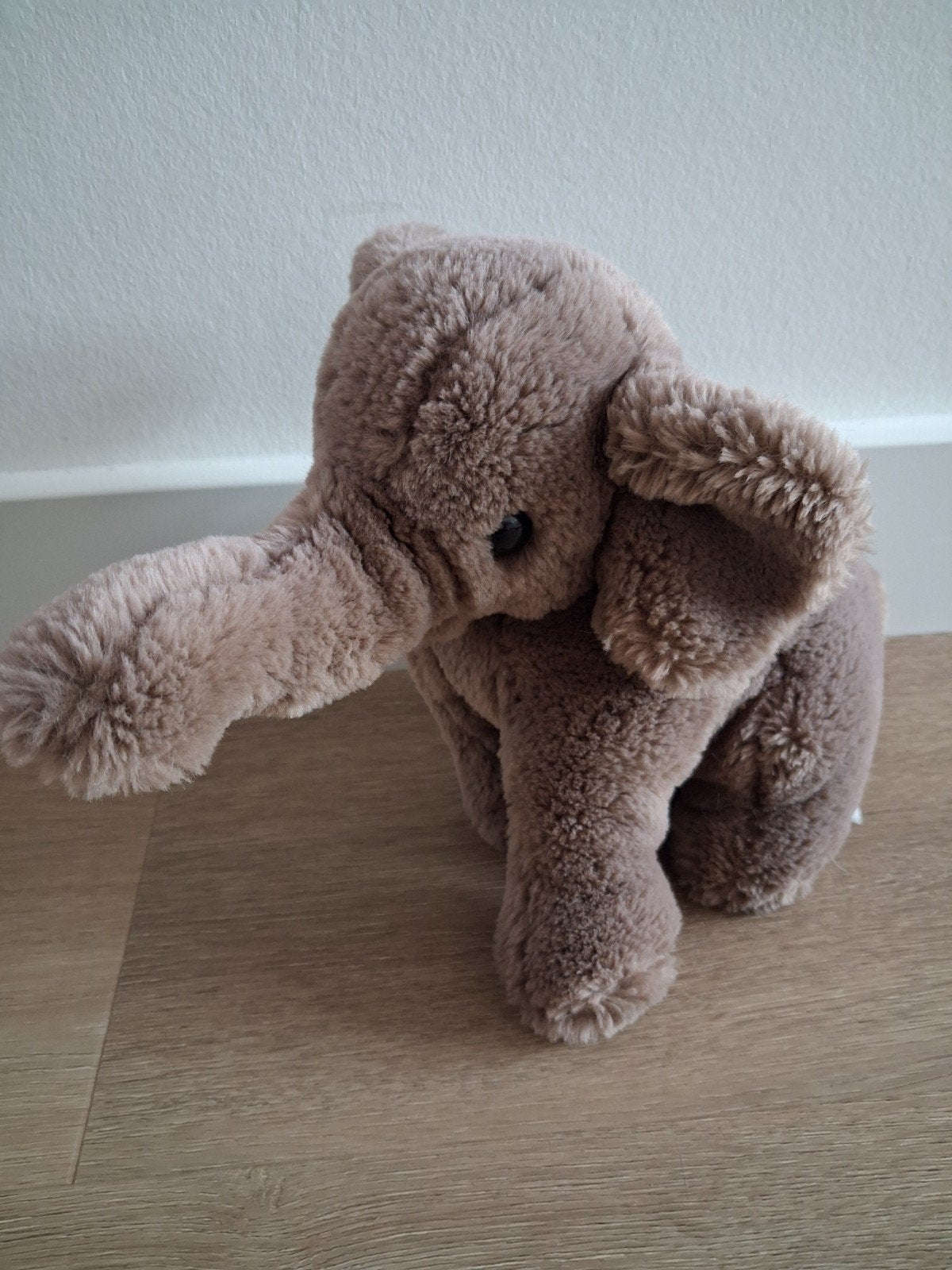 Knuffel olifant Anna Club Plush bruin grijs L1547, Ophalen of Verzenden, Zo goed als nieuw, Olifant