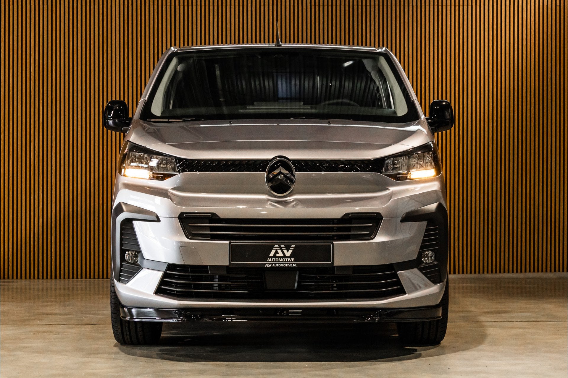 Citroën Jumpy 2.0 BlueHDI 180 L3 | CarPlay | Camera | L+R S, Stof, Gebruikt, 4 cilinders, Citroën