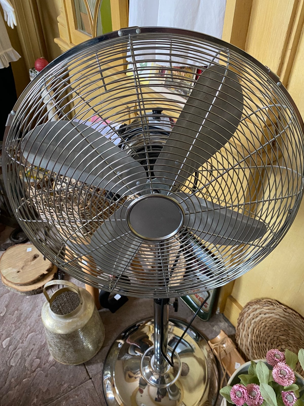 Ventilator kleur chroom in hoogte verstelbaar Ophalen., Ophalen, Nieuw, Vloerventilator
