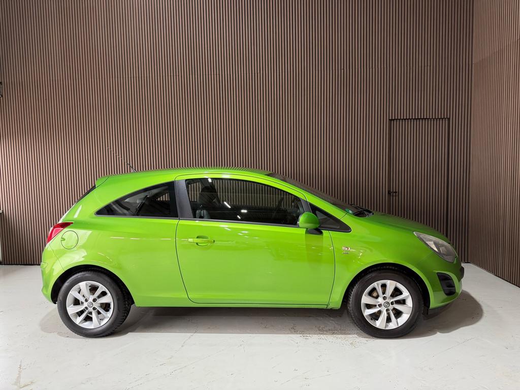 Opel CORSA Unieke kleur 1.2-16V Selection, Voorwielaandrijving, Euro 5, 450 kg, Gebruikt