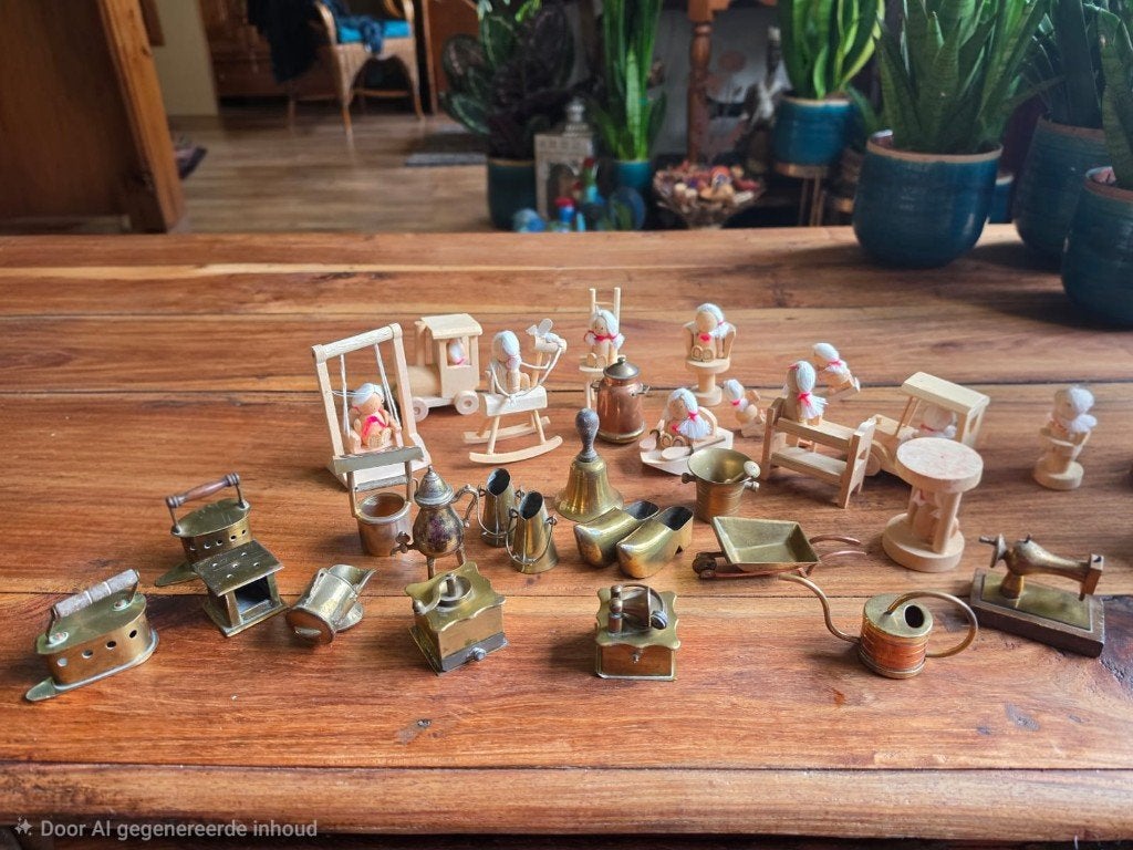Miniaturenvan  koper en poppetjes van hout, Antiek en Kunst, Ophalen of Verzenden