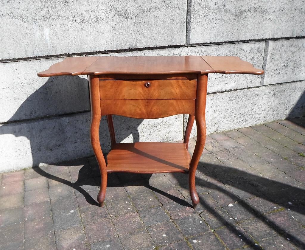 Hollandse Stommeknecht Antiek, Antiek en Kunst, Antiek | Meubels | Tafels, Ophalen