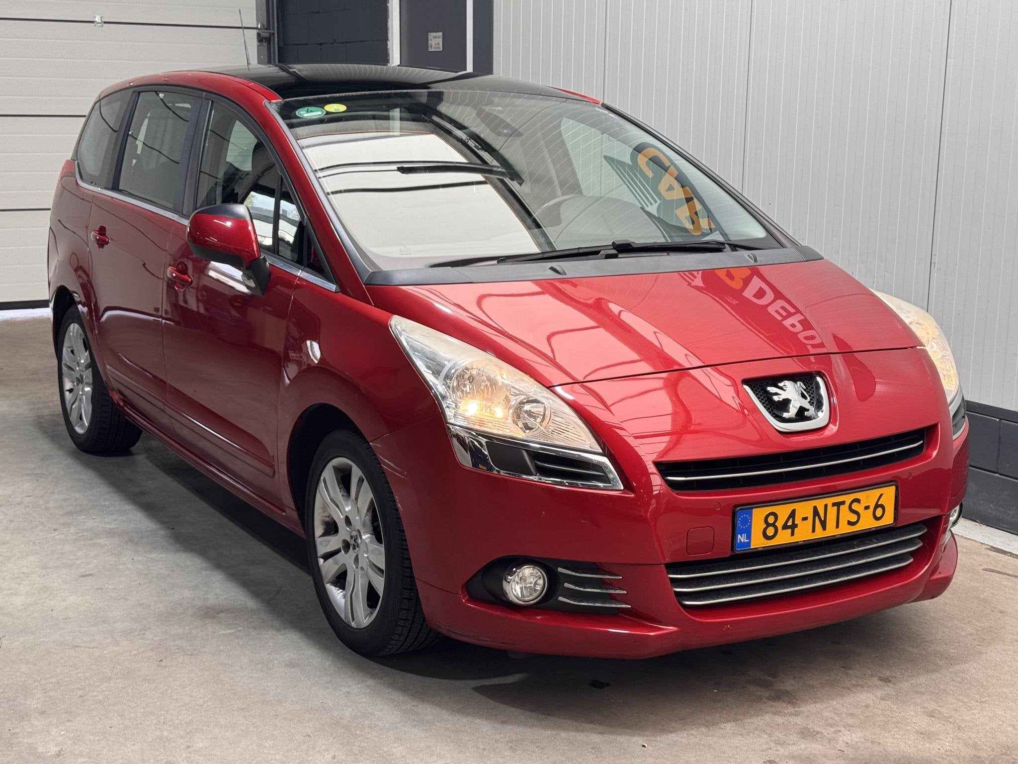 Peugeot 5008 1.6 VTi ST Premiere 7p. 7 Persoon Pano Nette Wa, Auto's, Voorwielaandrijving, Euro 5, Stof, Gebruikt