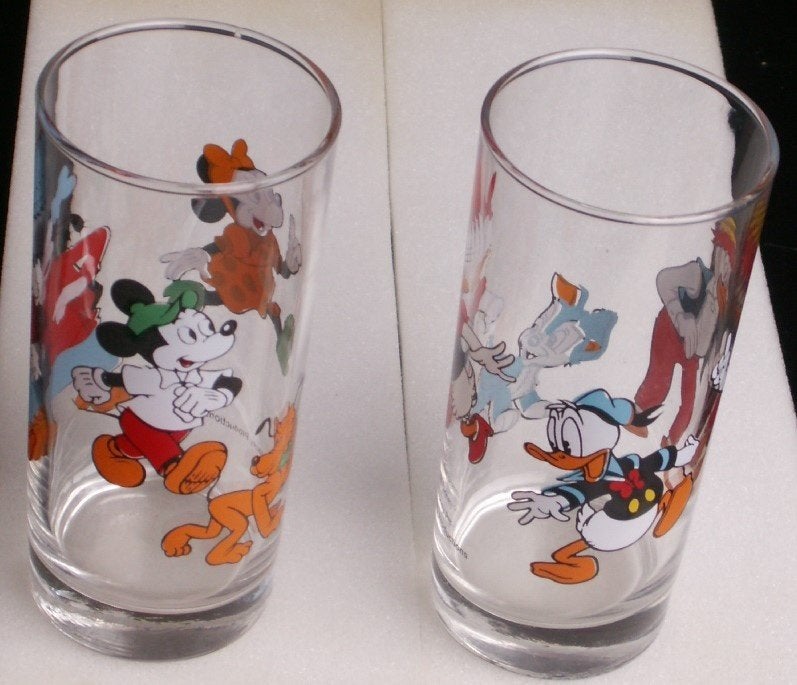 2 Disney glazen Rakker Donald Katrien Willie Mickey Minnie, Ophalen of Verzenden, Overige figuren, Nieuw, Beeldje of Figuurtje