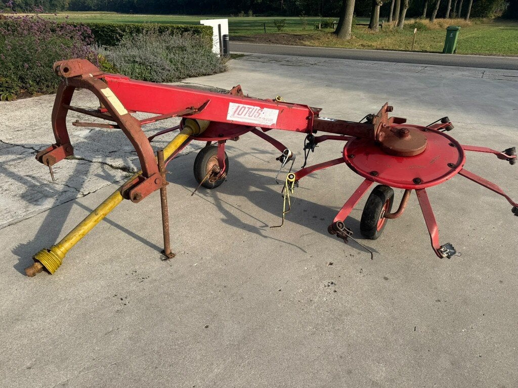 lely lotus 300 schudder hooischudder, Zakelijke goederen, Communications@lely.com, Oogstmachine, Cornelis van der Lelylaan 1
3147 PB  Maassluis, NL