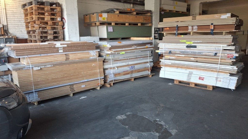 Grote partij merk/serie deuren, 80 tot 100 cm, Binnendeur, Ophalen of Verzenden, Zo goed als nieuw