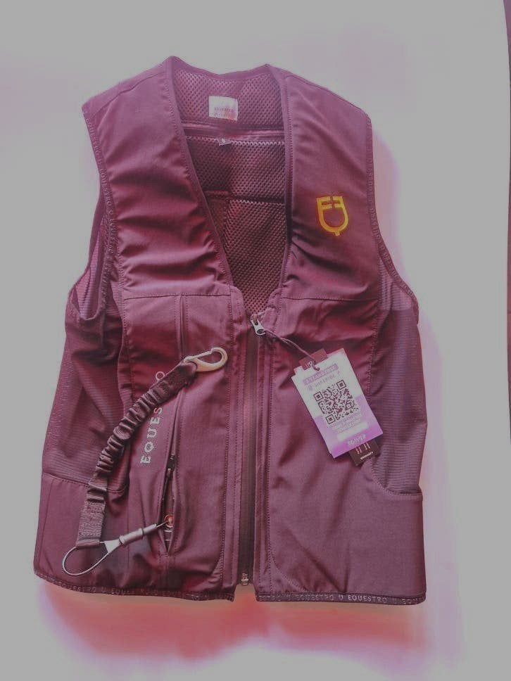 Equestro airbag vest voor de ruiter.  Nieuw, Dieren en Toebehoren, Paardrijkleding, Ophalen of Verzenden, Nieuw, Dressuur, Bovenkleding