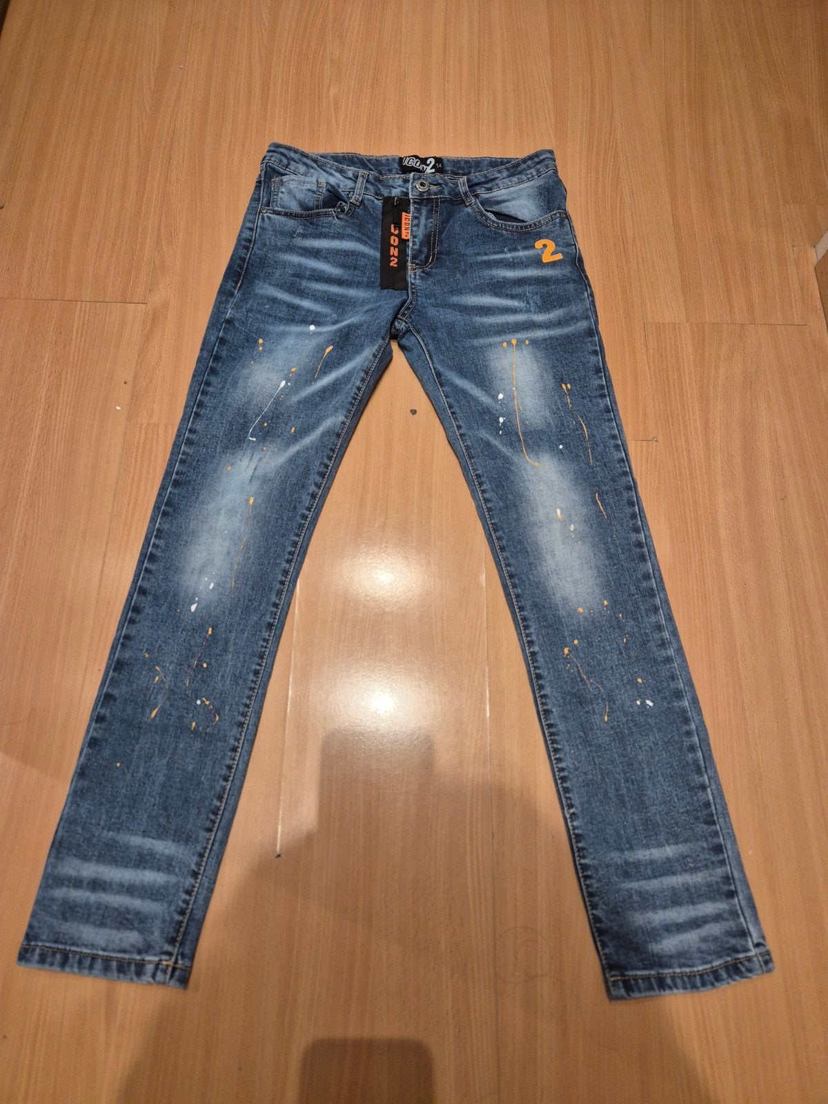 Nieuwe ICON2 spijkerbroek maat 164 met verfspatten, Broek, ICON2, Nieuw, Ophalen of Verzenden
