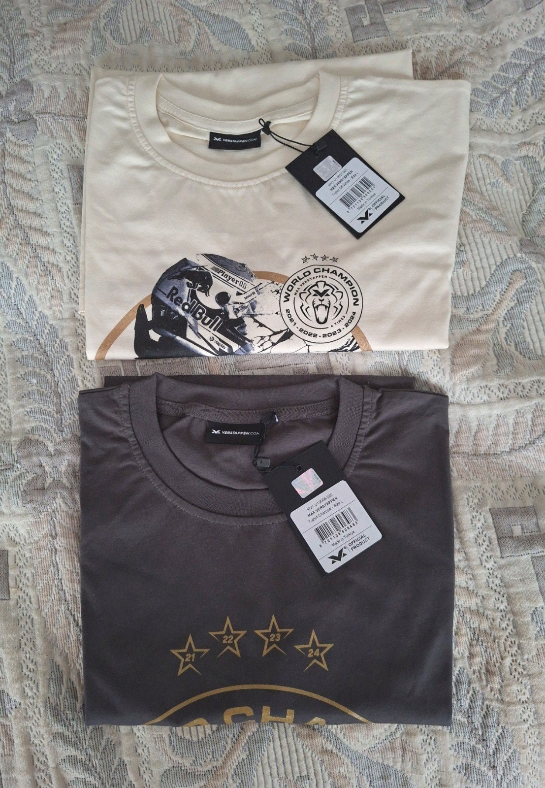 Max Verstappen T-shirt Kampioens jaar 2024., Kleding | Heren, T-shirts, Ophalen, Nieuw, Maat 52/54 (L), Overige kleuren