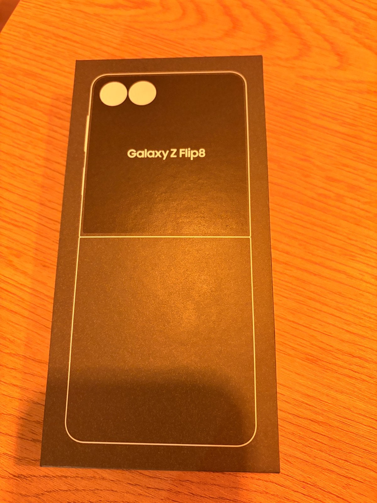 Samsung Galaxy Z Flip 8 Sealed