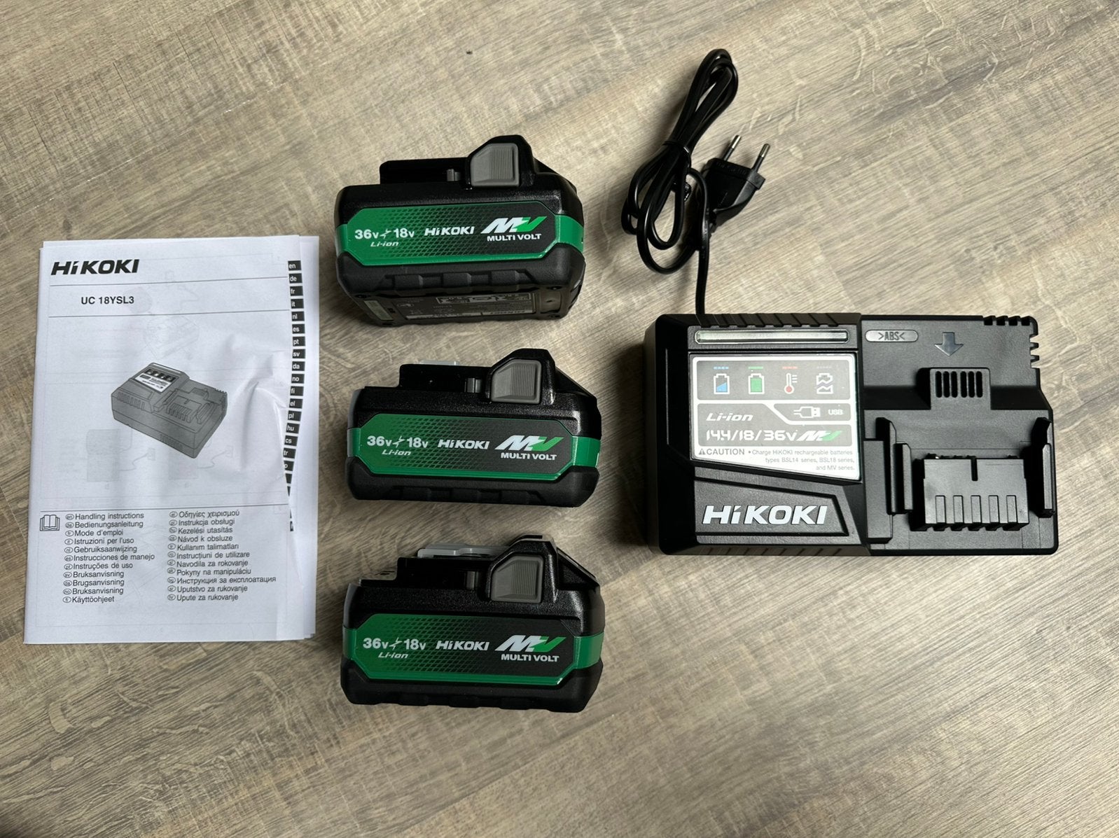 HiKoki boosterpack 3 multivolt accu’s BSL36a18x. Incl lader, Ophalen of Verzenden, Nieuw