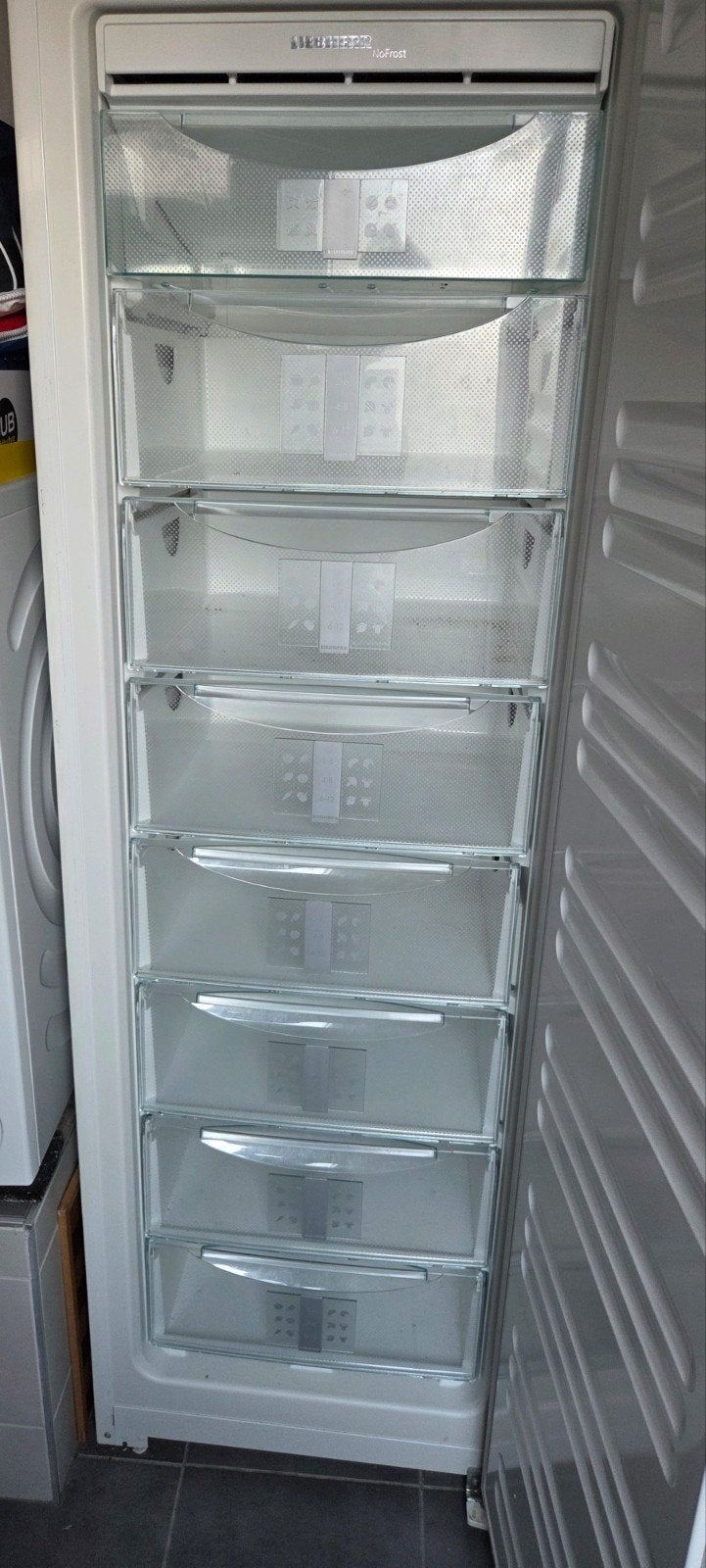 Lades & Glasplaten uit Liebherr vriezer type GN 3023, Ophalen, Gebruikt, 200 liter of meer, Met aparte vriezer