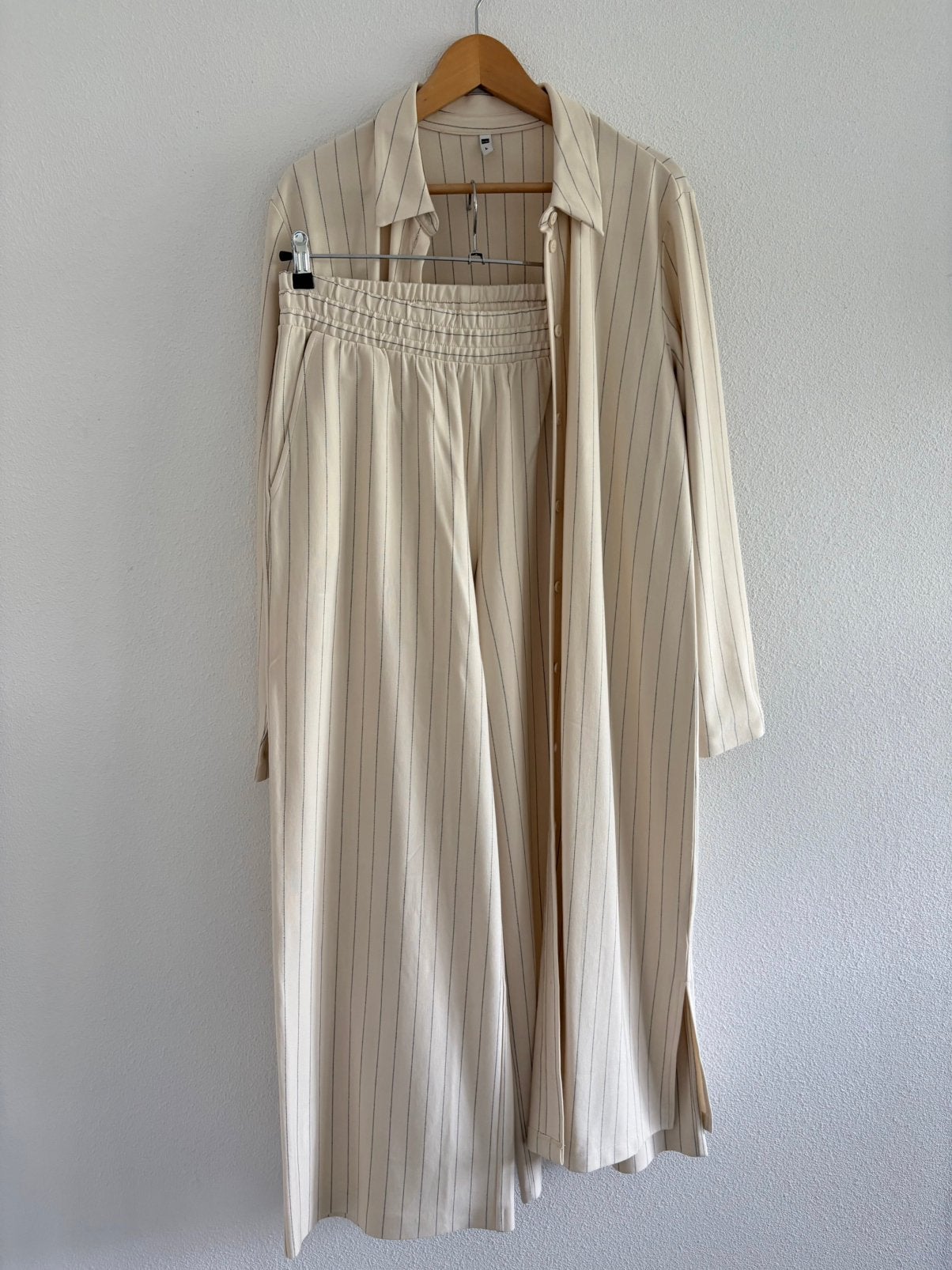 HEMA Leuk 2 delig tricot pak broek met lange blouse maat 42, Kostuum of Pak, Overige kleuren, Maat 42/44 (L), Ophalen of Verzenden
