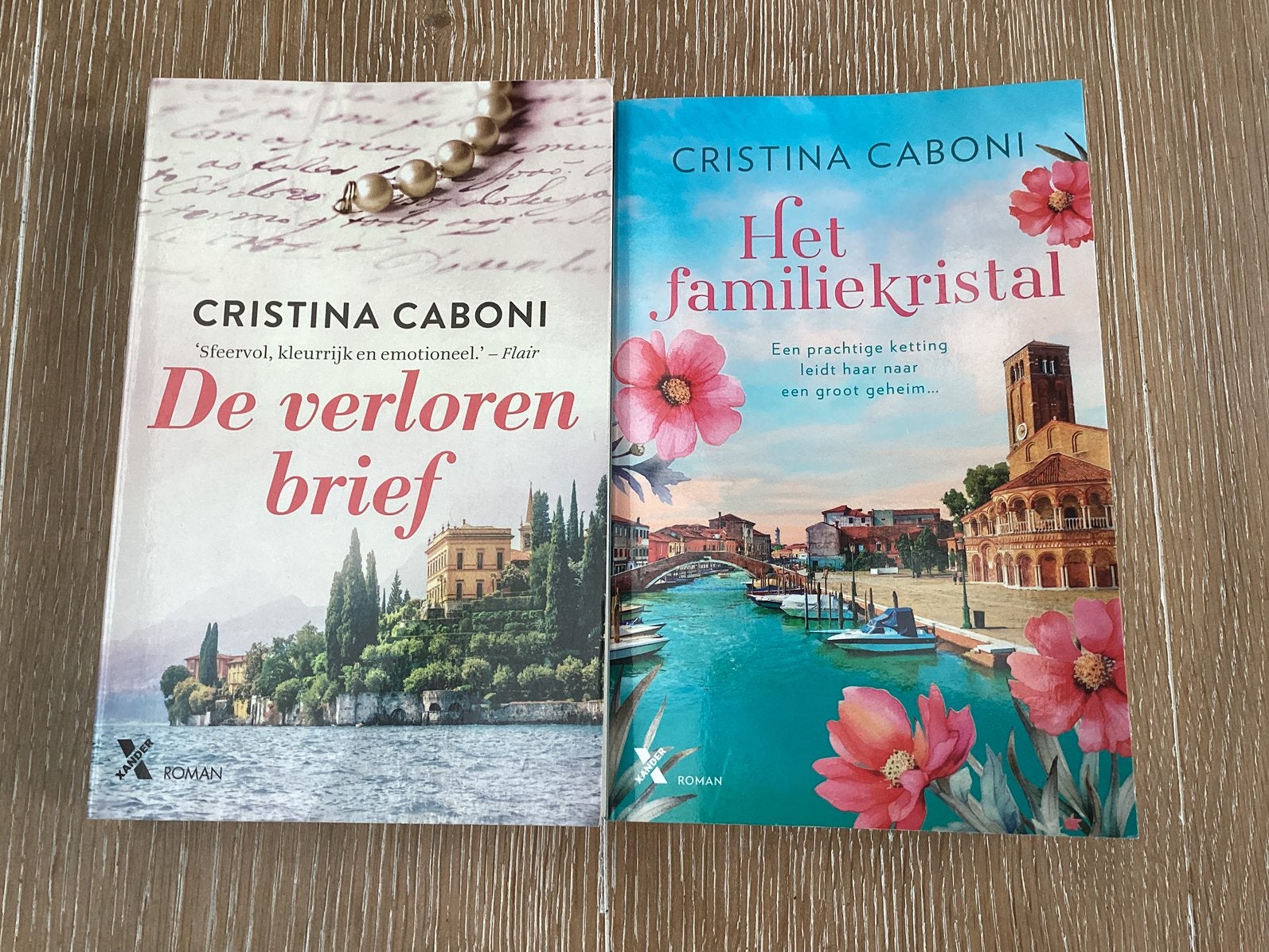 De verloren brief en Het familiekristal. Cristina Caboni, Ophalen of Verzenden, Zo goed als nieuw