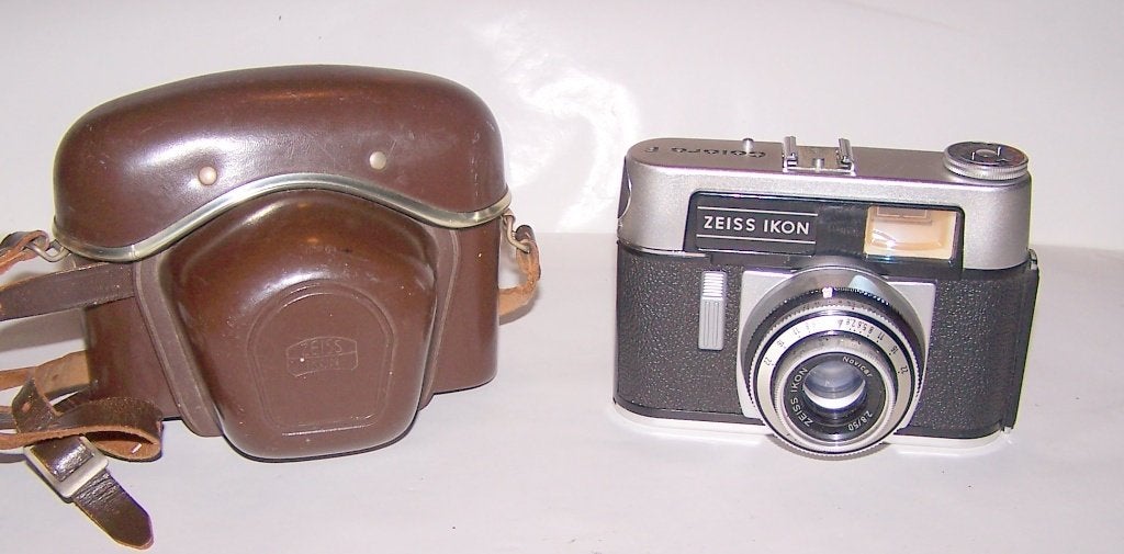 Vintage Zeiss Ikon Colora F met leren camerafoudraal. Izgs., Ophalen of Verzenden, Zo goed als nieuw, Compact, Overige Merken