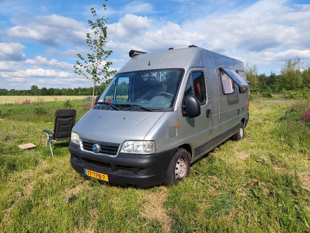 buscamper Fiat Ducato L2H2, Caravans en Kamperen, Campers, Chemisch toilet, Buscamper of Camperbus, Koelkast, Tot en met 2