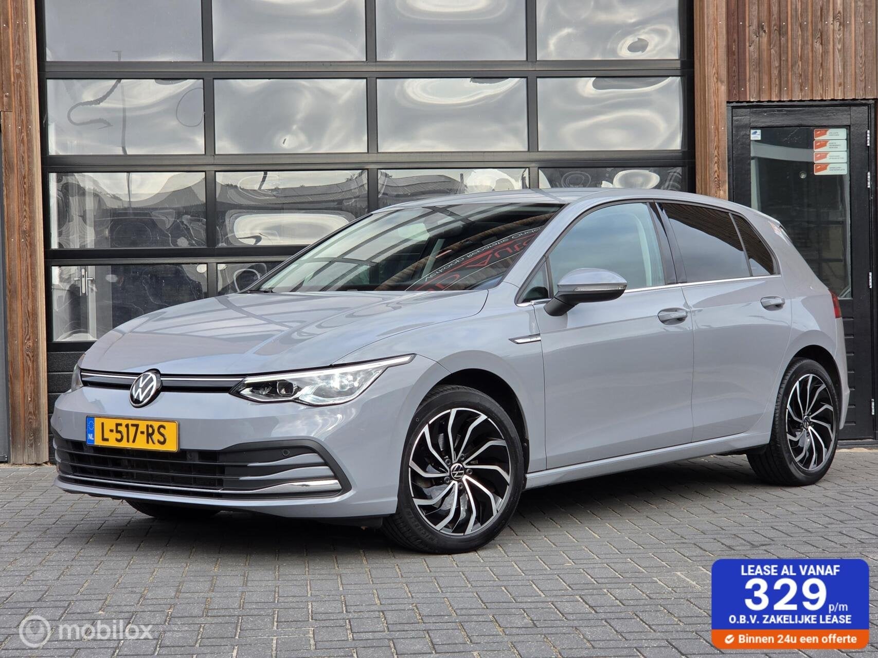 VOLKSWAGEN GOLF 1.5 TSI STYLE CARPLAY CAMERA ACC MASSAGE, Auto's, Voorwielaandrijving, Stof, Euro 6, 4 cilinders