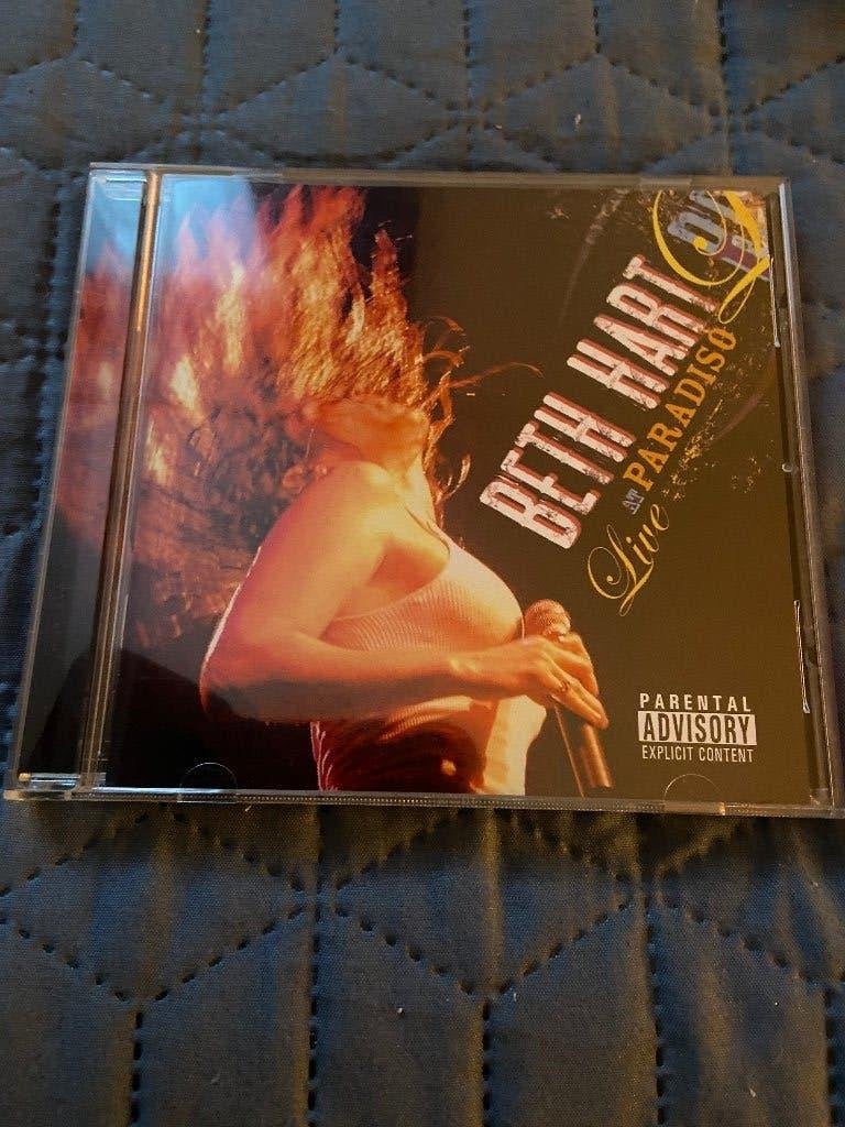 Beth Hart - Live At Paradiso CD, Inclusief boekje, Gebruikt, Blues Rock, Ophalen of Verzenden