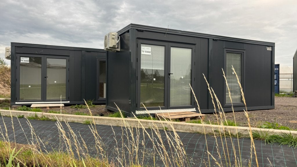 Nieuwe woonunit compleet met badkamer en keuken., Niet ingevuld, Niet ingevuld, Niet ingevuld