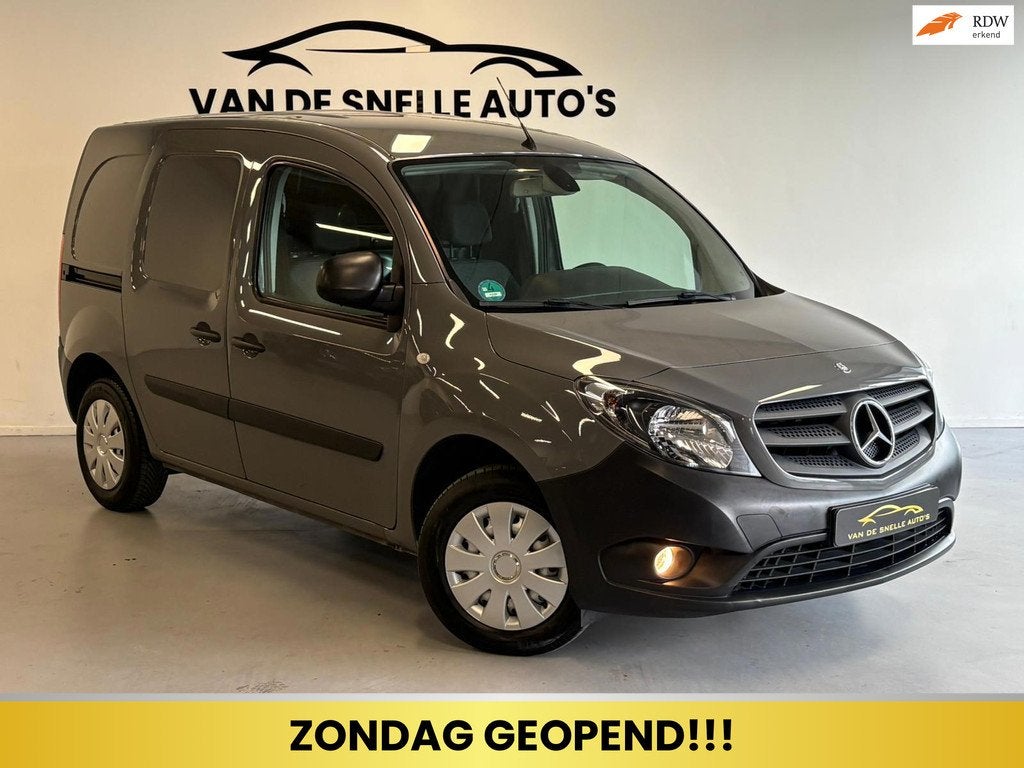 Mercedes-Benz CITAN 111 CDI BlueEFFICIENCY AIRCO/NAVI/CAMERA, Auto's, Voorwielaandrijving, Gebruikt, 4 cilinders, 23 km/l