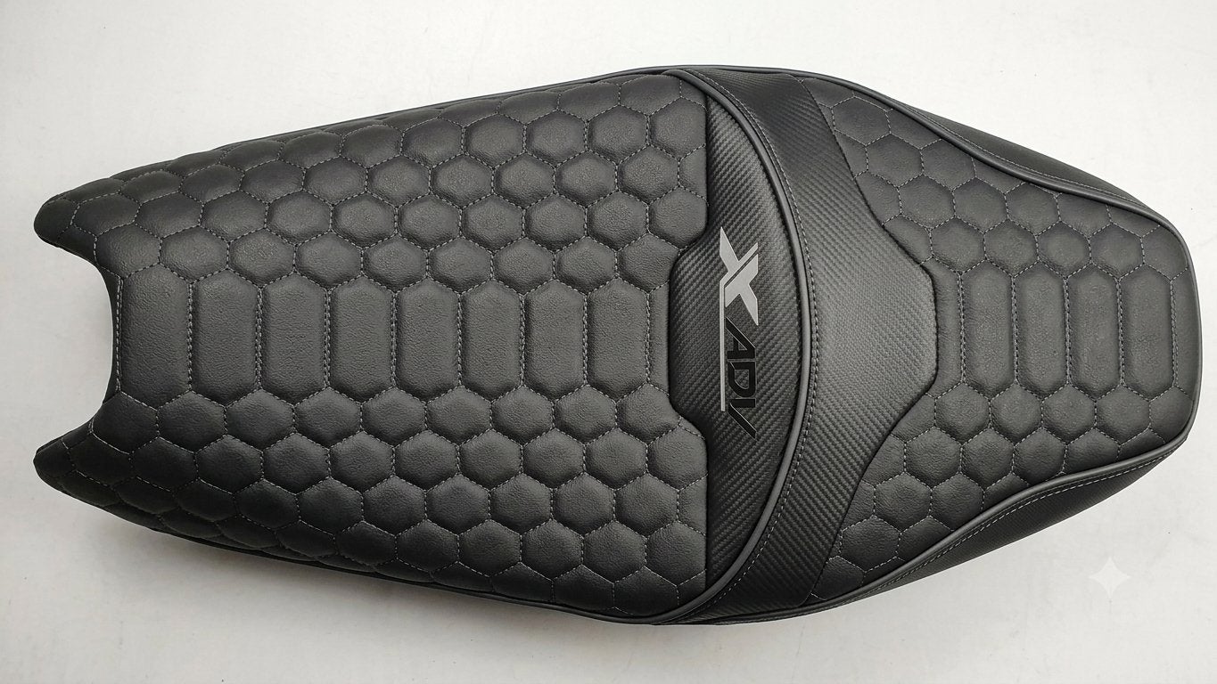 Honda X-Adv 750 Adv rs zadel cover hoes carbon alcatanra, Motoren, Onderdelen | Honda, Ophalen of Verzenden, Nieuw
