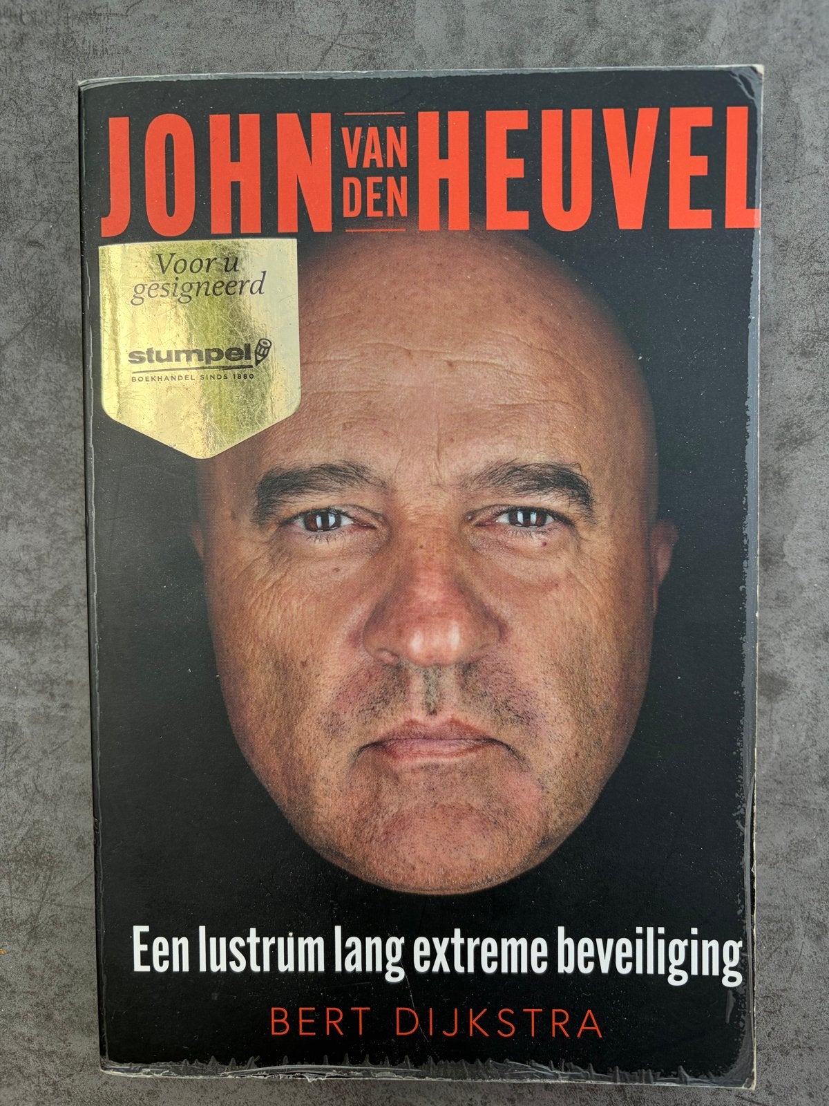 John van den Heuvel: Een lustrum lang extreme beveiliging, Ophalen, Gelezen, Overige