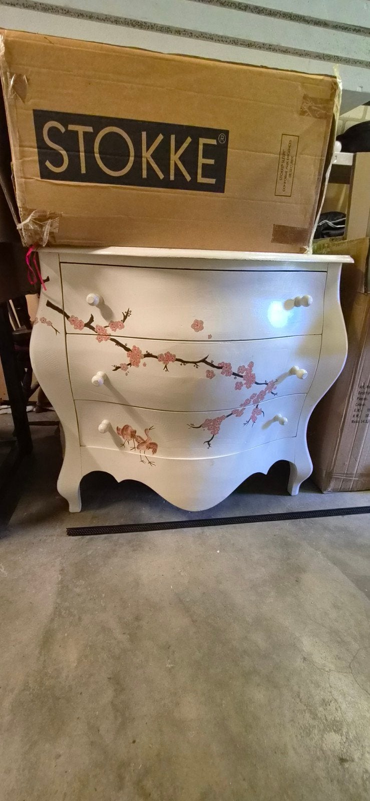 Stokke baby box en Commode met kersenbloesem decoratie, Ophalen, Gebruikt, 50 tot 70 cm, 75 tot 100 cm