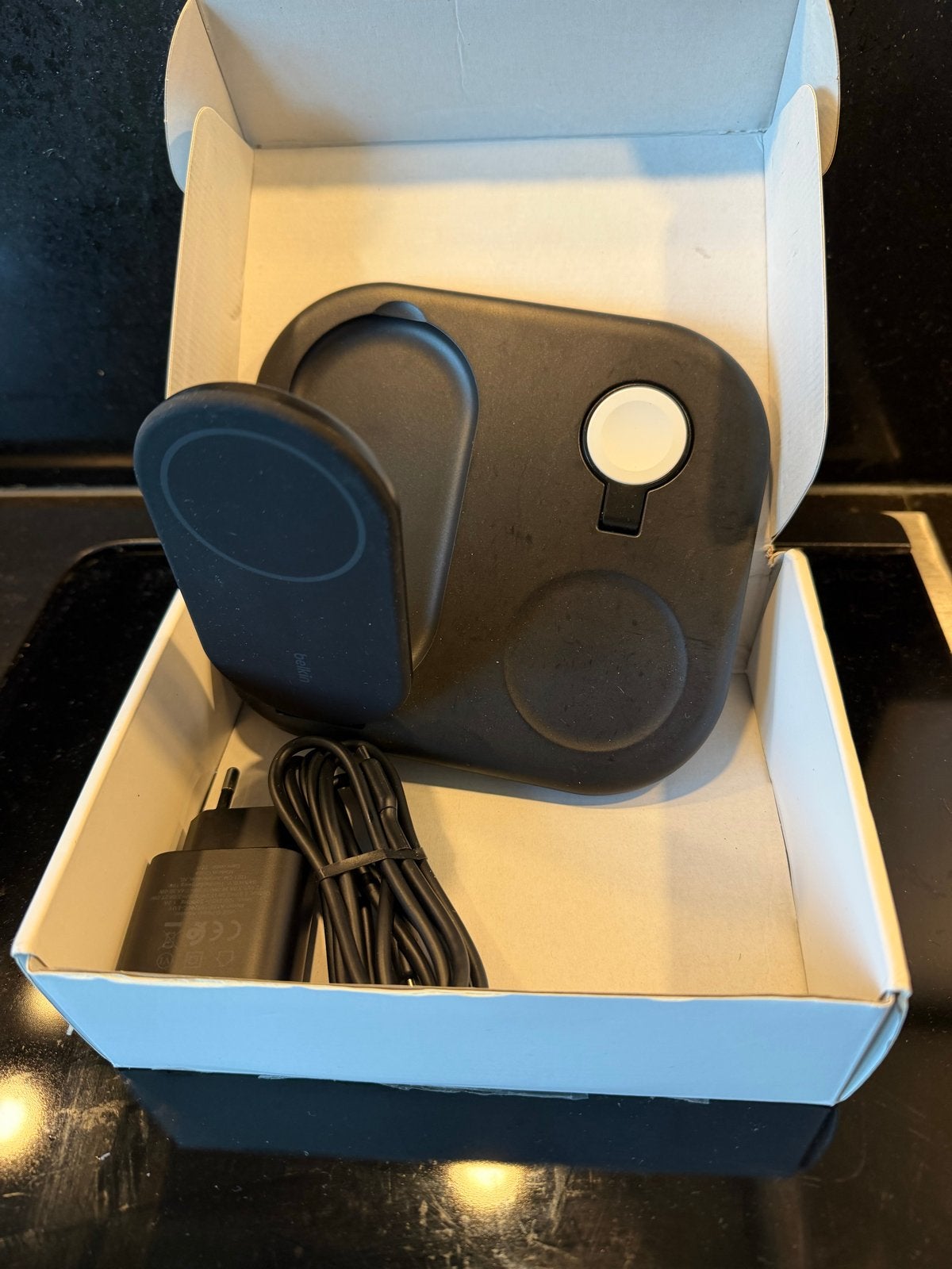 Belkin Magsafe Oplaadstation iPhone, Watch & AirPods, USB-C, Duitsland, Draadloze oplader, Ophalen of Verzenden