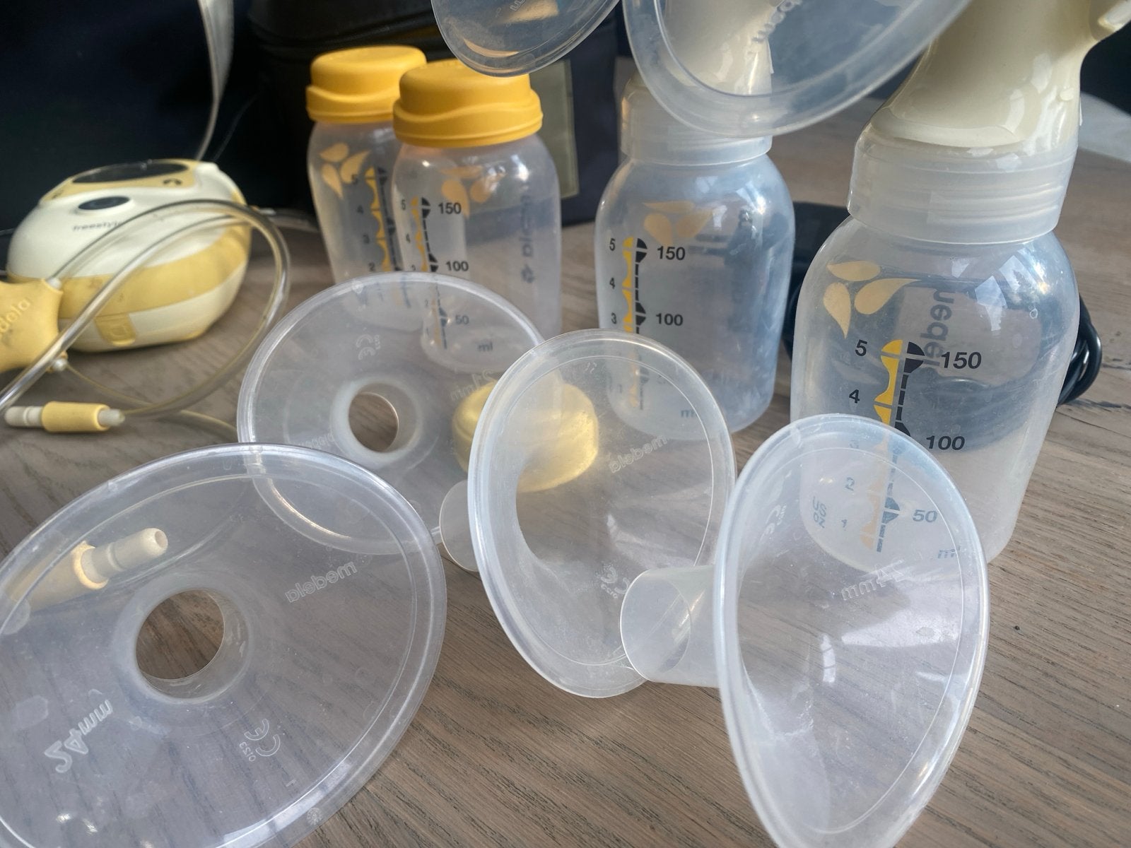 Medela Freestyle kolfset compleet met tas en accessoires, Kinderen en Baby's, Kinderspulletjes, Zo goed als nieuw, Ophalen