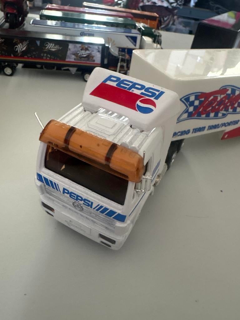 Pepsi Racing Team Transporter Model Truck, Overige merken, 1:32 tot 1:50, Ophalen of Verzenden, Zo goed als nieuw