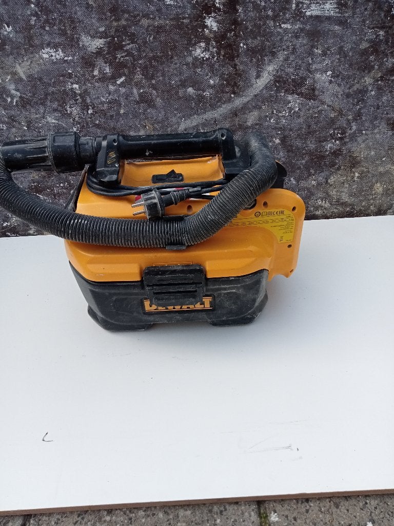 DeWalt DCV 584L accu stofzuiger 18V voor onderdelen, Ophalen, Gebruikt