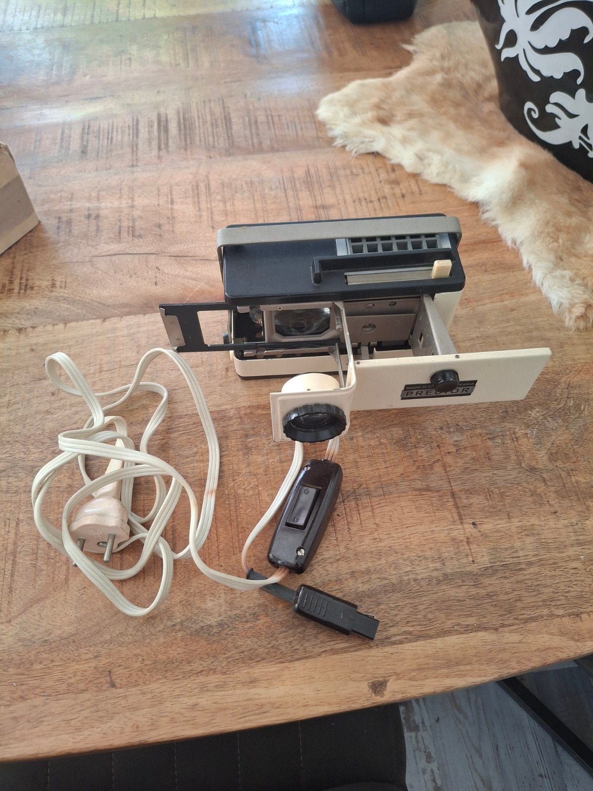 Vintage diaprojector - werkend en compleet, Ophalen of Verzenden, Gebruikt
