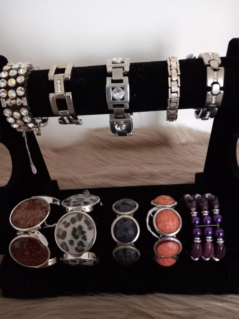 SALE partij armbanden nieuw, Ophalen of Verzenden, Nieuw, Overige kleuren