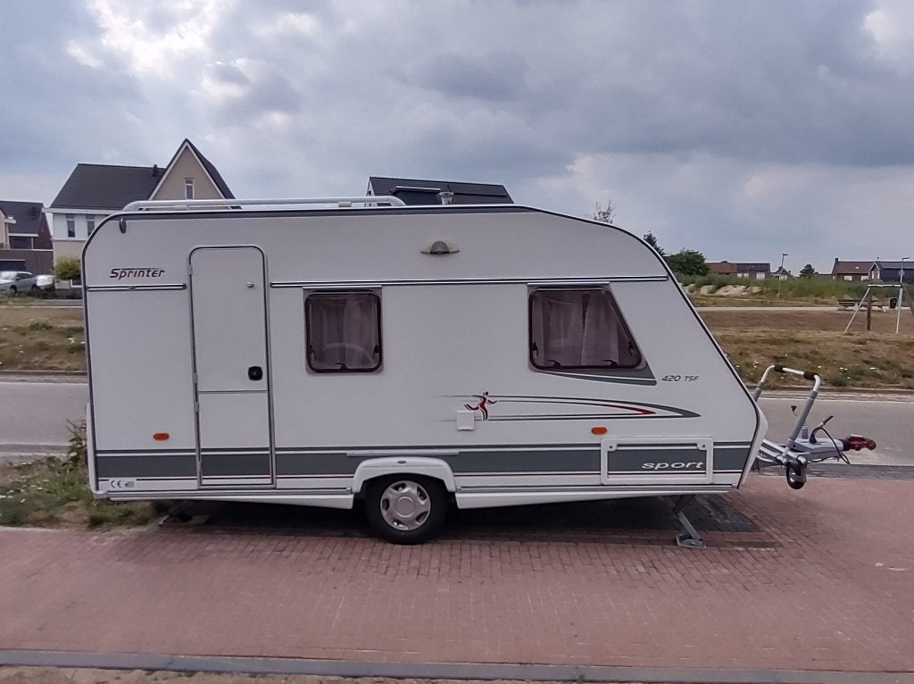 Beyerland 420 TSF Sport Sprinter + Isabella voortent, Treinzit, Particulier, Beyerland, Tot en met 4