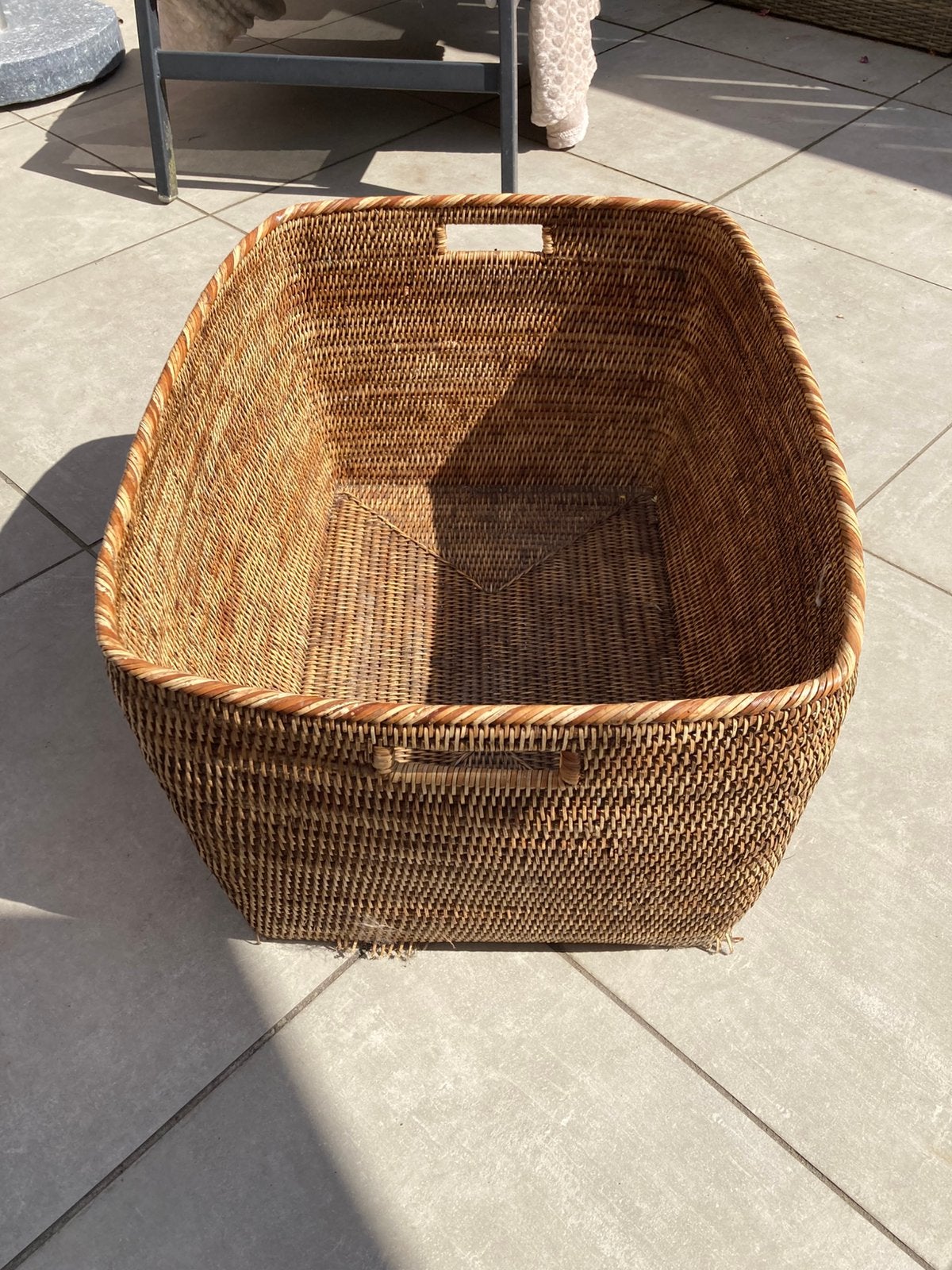 Rietenmand zwaar model, Huis en Inrichting, Woonaccessoires | Schalen en Manden, Ophalen, Gebruikt, Mand, Riet