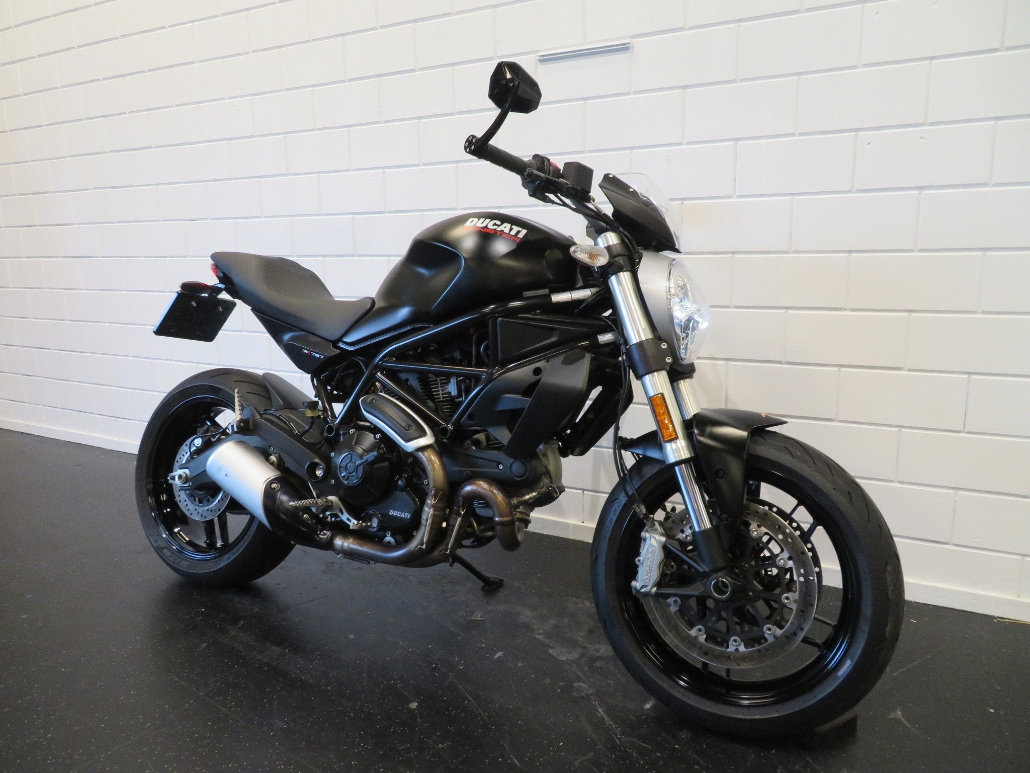 Ducati MONSTER 797 BLACK EDITION HISTORIE! (bj 2017), Motoren, Bedrijf, 797 cc, Naked bike