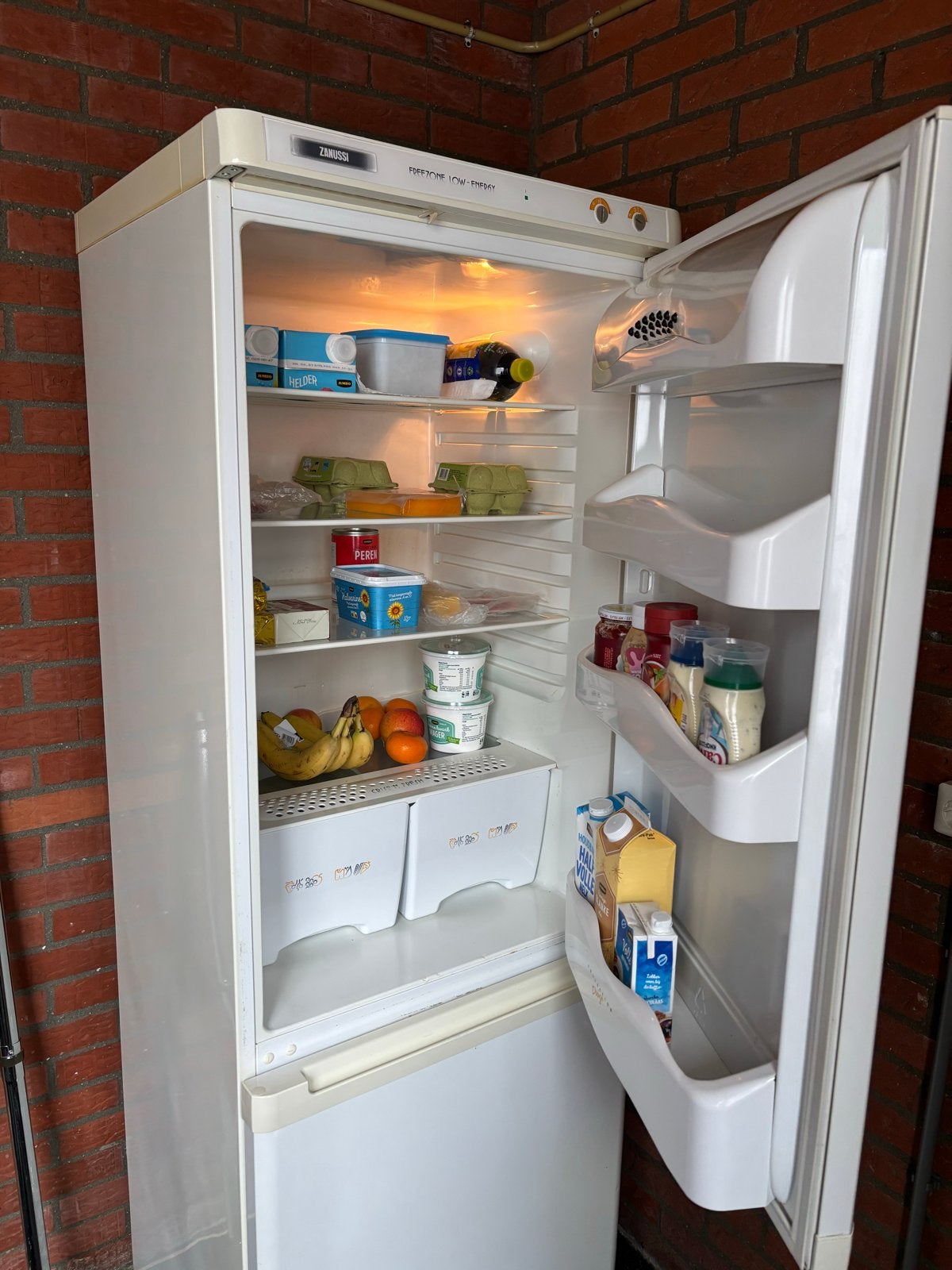 Zanussi koelkast met vriezer - Gebruikt, Witgoed en Apparatuur, Ophalen, Gebruikt, 200 liter of meer, 60 cm of meer