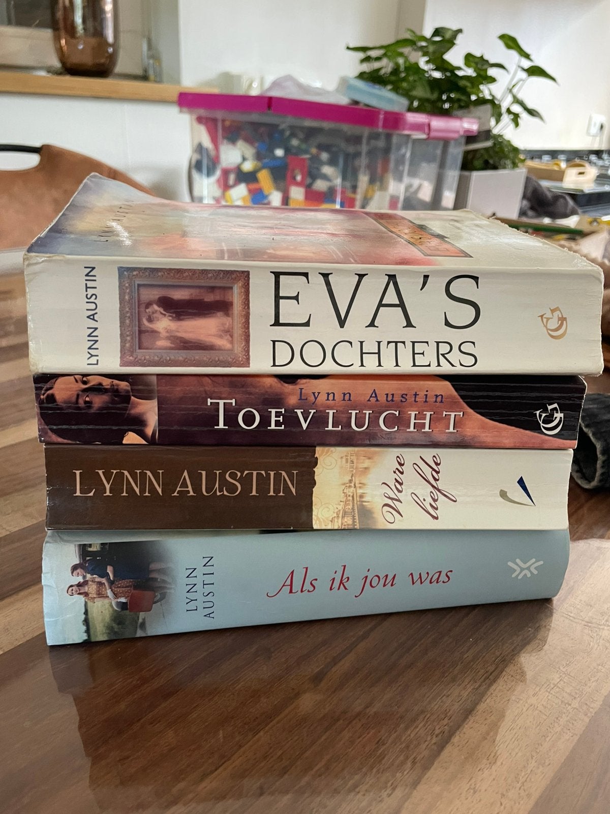 Lynn Austin 4 boeken, Boeken, Ophalen of Verzenden, Gelezen