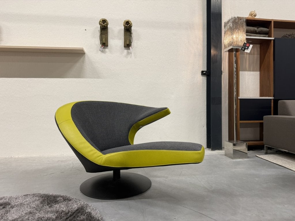 als nieuw leolux Parabolica draai fauteuil leer design stoel, Leolux, Ophalen of Verzenden, Zo goed als nieuw, 75 tot 100 cm
