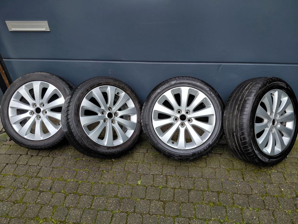 4x velgen met 215-50-R17 zomerbanden, Ophalen, Banden en Velgen, 17 inch, Personenwagen