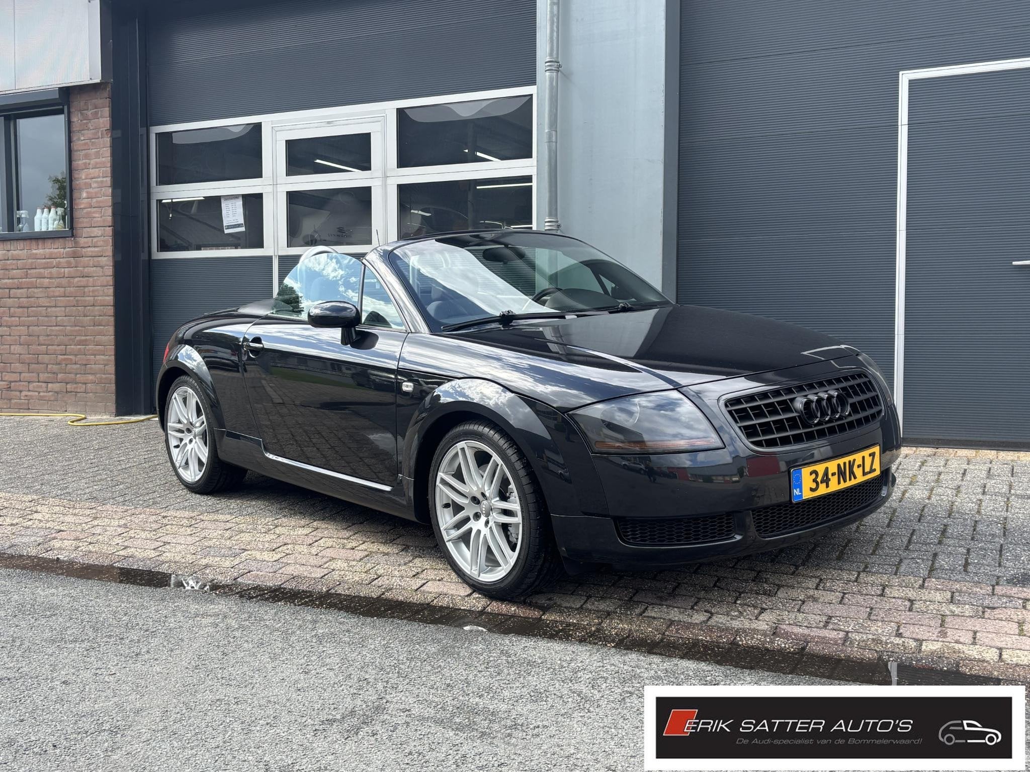 Audi TT Roadster 1.8 5V Turbo 18" | Radio CD| Nieuwe distrib, Auto's, Voorwielaandrijving, Gebruikt, Zwart, 4 cilinders