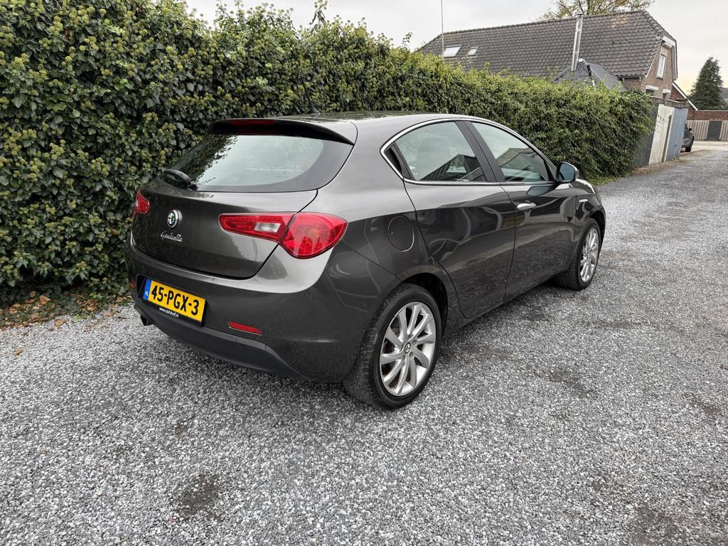 Alfa Romeo Giulietta 1.4 T Distinctive | Autom. Airco | Crui, Auto's, Voorwielaandrijving, Stof, Gebruikt, Euro 6