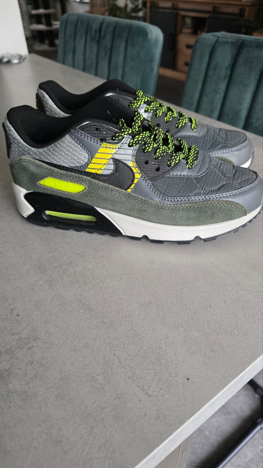 Nike Air Max 90 sneakers - Grijs/Neon Geel, Ophalen, Overige kleuren, Nike, Sneakers of Gympen
