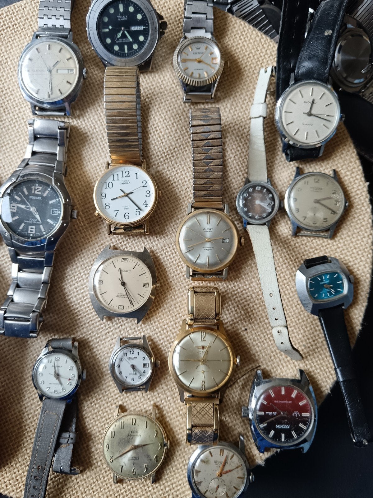 Grote partij diverse polshorloges - 20+ Seiko Casio, Bulova,, Ophalen of Verzenden, Gebruikt, Staal, Seiko